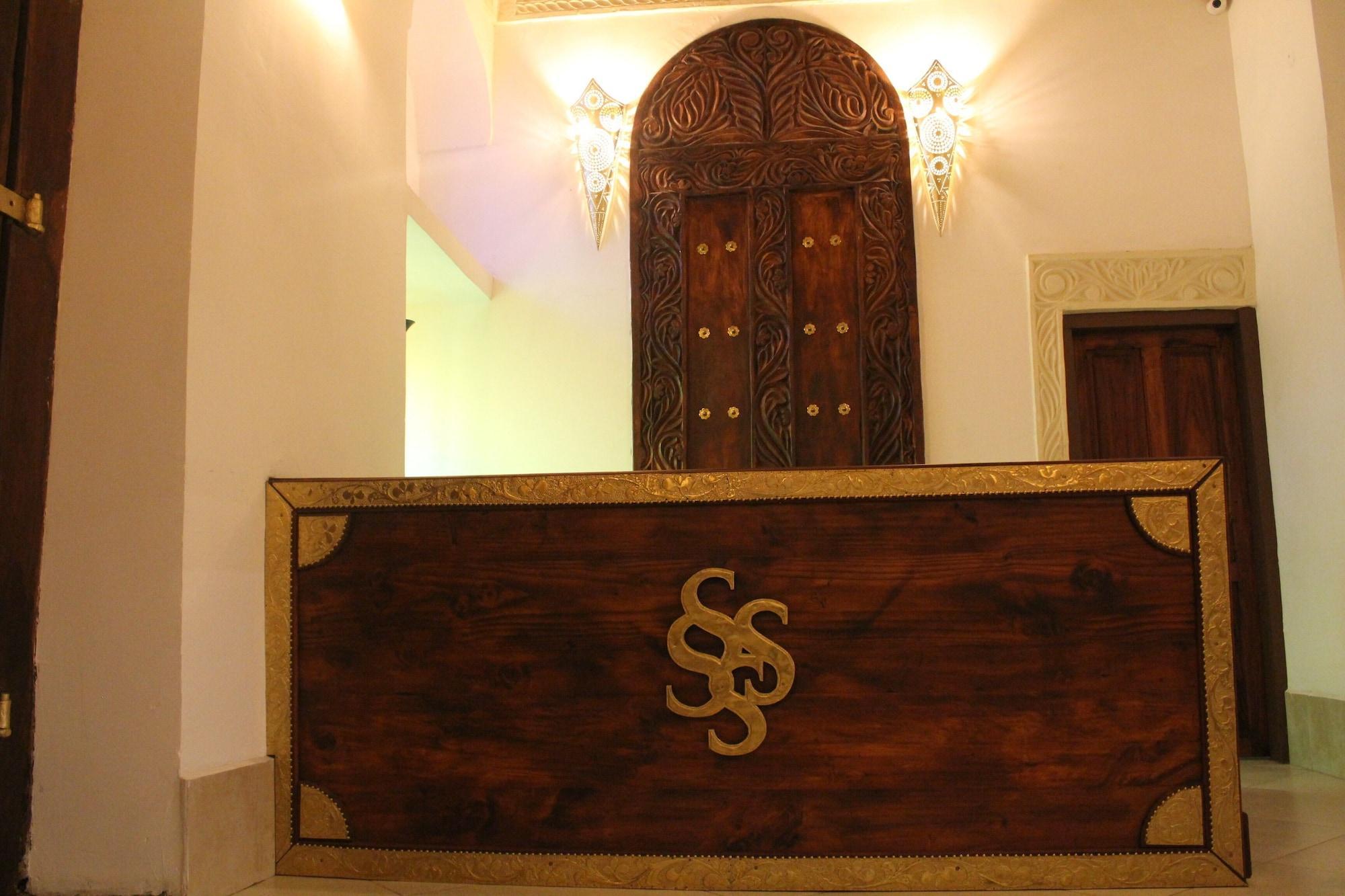 Smiles Stone Town Hotel Zanzibar Dış mekan fotoğraf